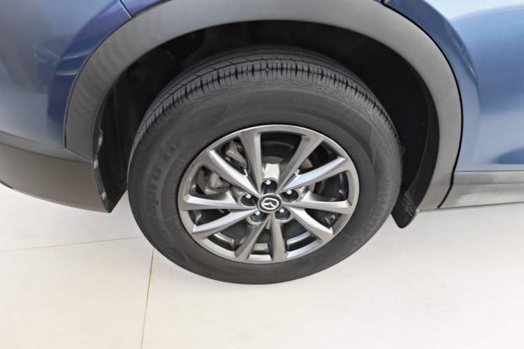 Used Mazda CX-4 2020 2.0L Automatic Two-Wheel Drive Blue Sky Exploration Edition Right Rear Wheel Hub