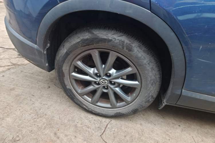 Used Mazda CX-4 2020 2.0L Automatic Two-Wheel Drive Blue Sky Dynamic Edition Right Rear Wheel Hub