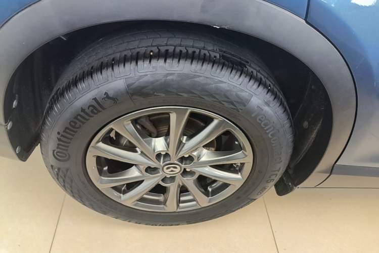 Used Mazda CX-4 2020 2.0L Automatic Two-Wheel Drive Blue Sky Dynamic Edition Right Rear Wheel Hub