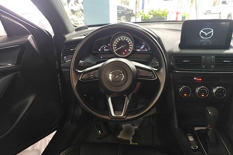 Used Mazda CX-4 2020 2.0L Automatic Two-Wheel Drive Blue Sky Youth Edition Steering Wheel