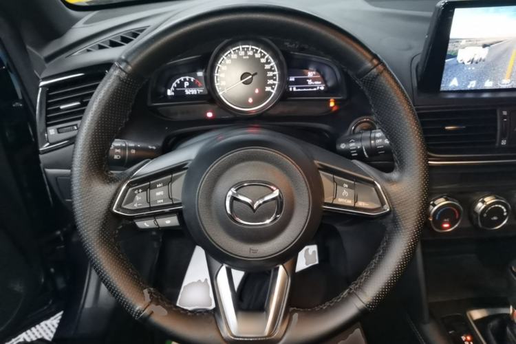 Used Mazda CX-4 2020 2.0L Automatic Two-Wheel Drive Blue Sky Dynamic Edition Steering Wheel