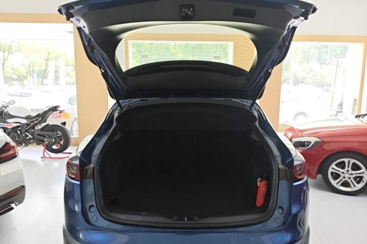 Used Mazda CX-4 2020 2.0L Automatic Two-Wheel Drive Blue Sky Exploration Edition Trunk