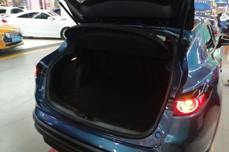 Used Mazda CX-4 2020 2.0L Automatic Two-Wheel Drive Blue Sky Dynamic Edition Trunk