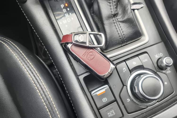 Used Mazda CX-4 2020 2.0L Automatic Two-Wheel Drive Blue Sky Dynamic Edition Vehicle Key