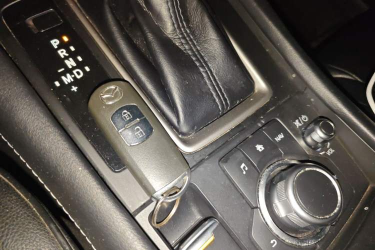 Used Mazda CX-4 2020 2.0L Automatic Two-Wheel Drive Blue Sky Exploration Edition Vehicle Key
