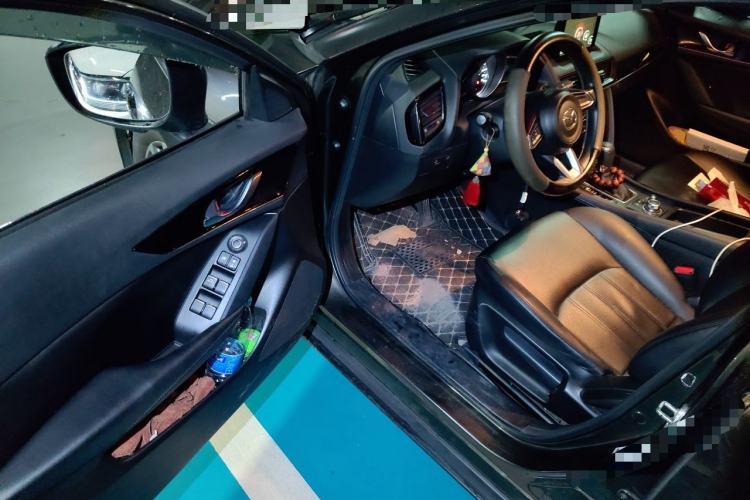 Used Mazda CX-4 2020 2.0L Automatic Two-Wheel Drive Blue Sky Dynamic Edition Driver Seat