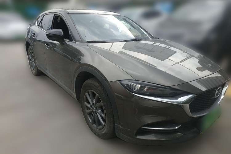 Used Mazda CX-4 2020 2.0L Automatic Two-Wheel Drive Blue Sky Dynamic Edition Front Right 45 Deg