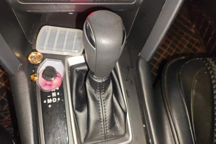Used Mazda CX-4 2020 2.0L Automatic Two-Wheel Drive Blue Sky Exploration Edition Gear Lever
