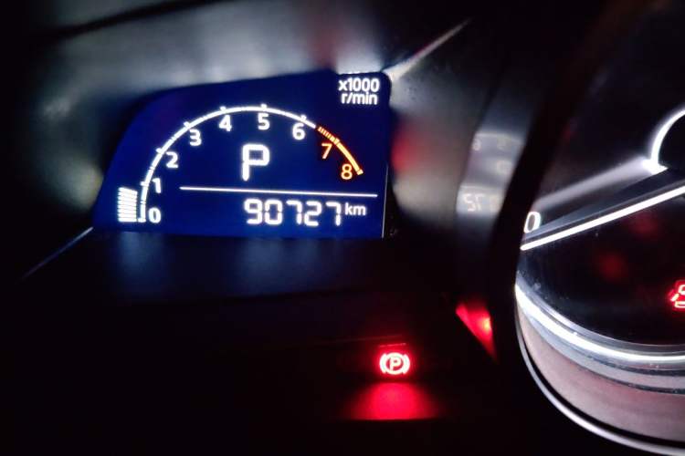 Used Mazda CX-4 2020 2.0L Automatic Two-Wheel Drive Blue Sky Dynamic Edition Odometer Close Up