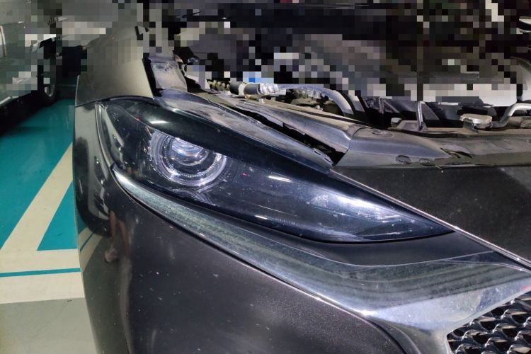 Used Mazda CX-4 2020 2.0L Automatic Two-Wheel Drive Blue Sky Dynamic Edition Right Front Headlight