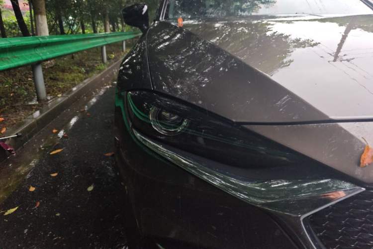 Used Mazda CX-4 2020 2.0L Automatic Two-Wheel Drive Blue Sky Dynamic Edition Right Front Headlight
