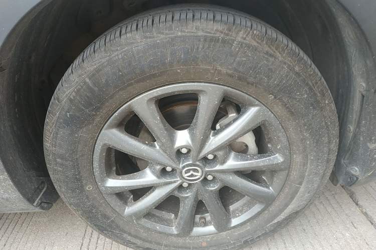 Used Mazda CX-4 2020 2.0L Automatic Two-Wheel Drive Blue Sky Dynamic Edition Right Front Wheel Hub
