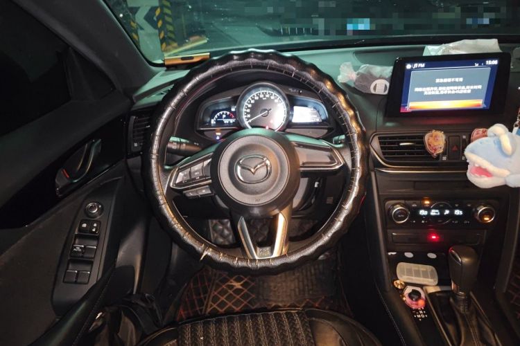 Used Mazda CX-4 2020 2.0L Automatic Two-Wheel Drive Blue Sky Exploration Edition Steering Wheel