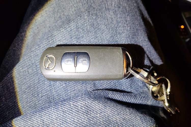Used Mazda CX-4 2020 2.0L Automatic Two-Wheel Drive Blue Sky Dynamic Edition Vehicle Key