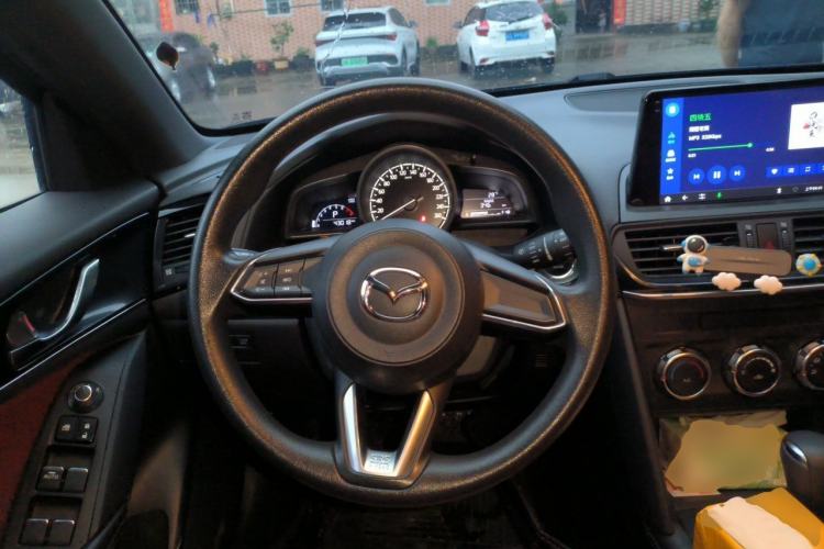 Used Mazda CX-4 2020 2.0L Automatic Two-Wheel Drive Blue Sky Dynamic Edition Steering Wheel