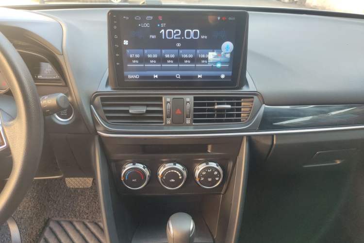 Used Mazda CX-4 2020 2.0L Automatic Two-Wheel Drive Blue Sky Dynamic Edition Audio And AC Panel