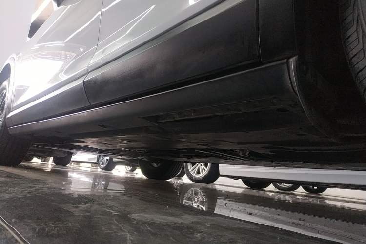 Used Mazda CX-4 2020 2.0L Automatic Two-Wheel Drive Blue Sky Exploration Edition Left Side Sill