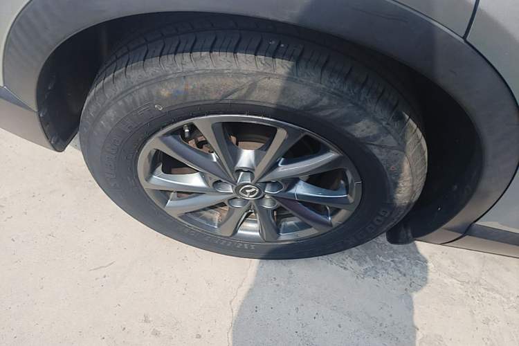Used Mazda CX-4 2020 2.0L Automatic Two-Wheel Drive Blue Sky Dynamic Edition Right Rear Wheel Hub