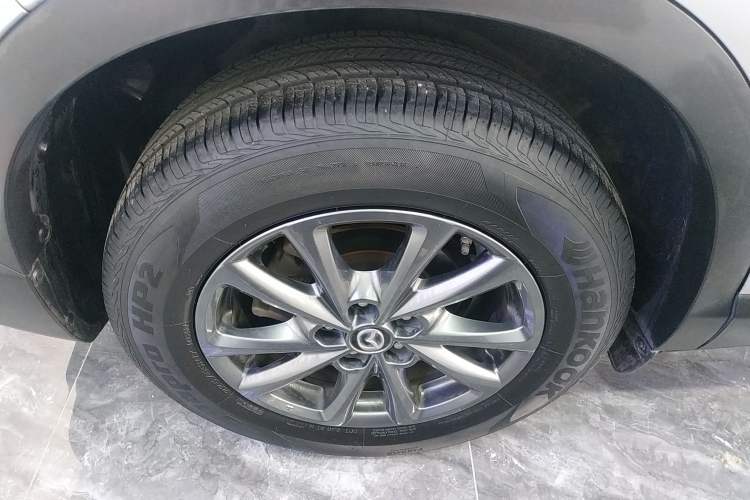 Used Mazda CX-4 2020 2.0L Automatic Two-Wheel Drive Blue Sky Exploration Edition Right Rear Wheel Hub