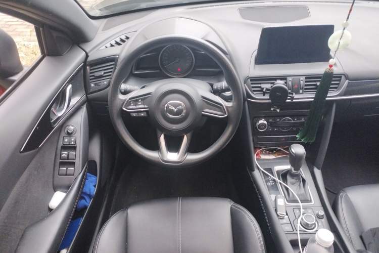 Used Mazda CX-4 2020 2.0L Automatic Two-Wheel Drive Blue Sky Exploration Edition Steering Wheel