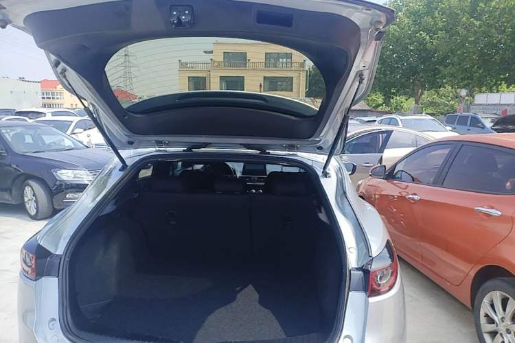 Used Mazda CX-4 2020 2.0L Automatic Two-Wheel Drive Blue Sky Dynamic Edition Trunk