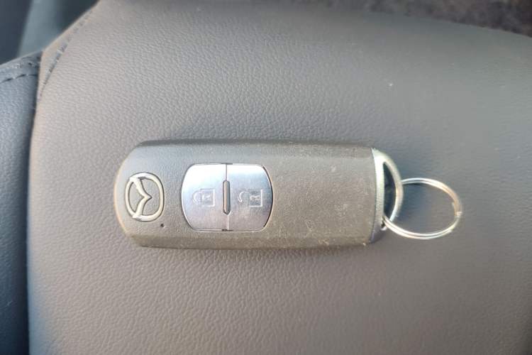 Used Mazda CX-4 2020 2.0L Automatic Two-Wheel Drive Blue Sky Dynamic Edition Vehicle Key