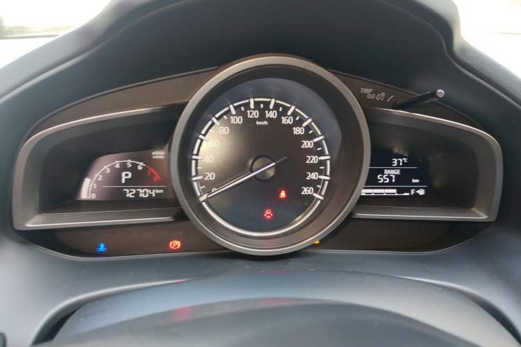 Used Mazda CX-4 2020 2.0L Automatic Two-Wheel Drive Blue Sky Luxury Edition Instrument Cluster