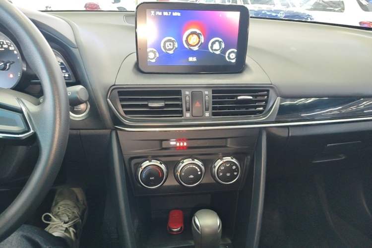 Used Mazda CX-4 2020 2.0L Automatic Two-Wheel Drive Blue Sky Dynamic Edition Audio And AC Panel