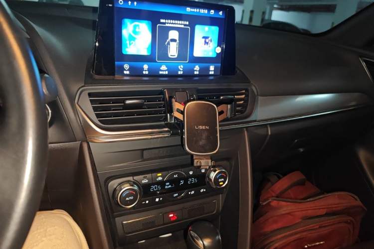 Used Mazda CX-4 2020 2.0L Automatic Two-Wheel Drive Blue Sky Luxury Edition Audio And AC Panel