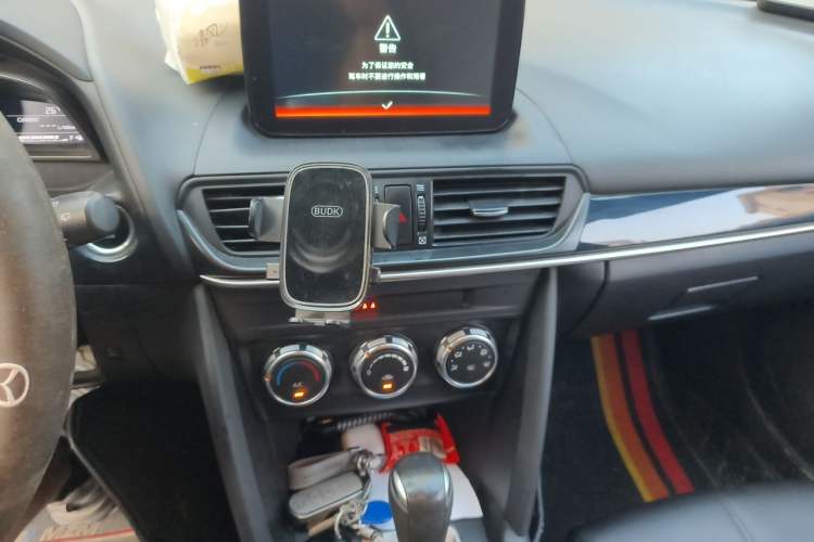 Used Mazda CX-4 2020 2.0L Automatic Two-Wheel Drive Blue Sky Youth Edition Audio And AC Panel