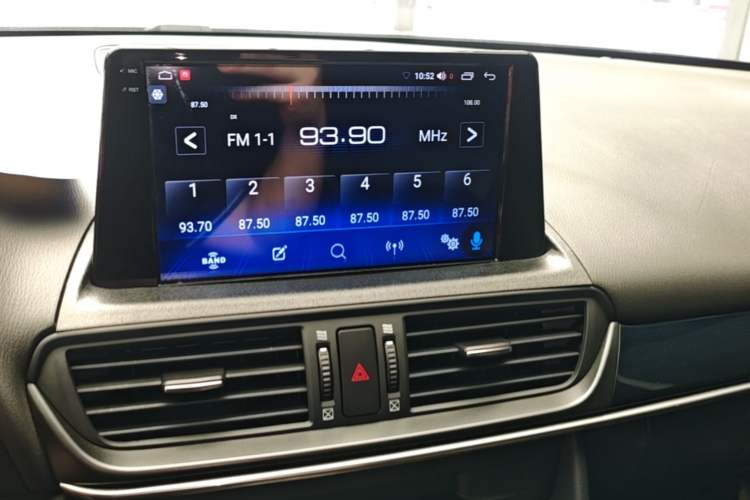 Used Mazda CX-4 2020 2.0L Automatic Two-Wheel Drive Blue Sky Dynamic Edition Audio And AC Panel