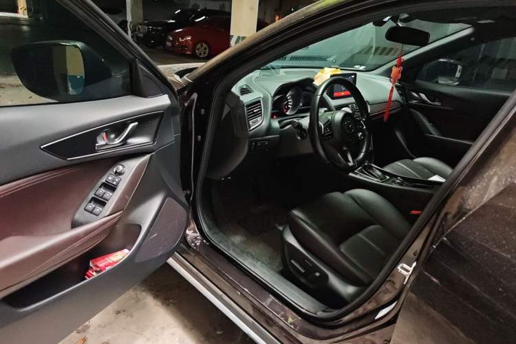 Used Mazda CX-4 2020 2.5L Automatic 2WD Sky-Drive Fun Edition Driver Seat