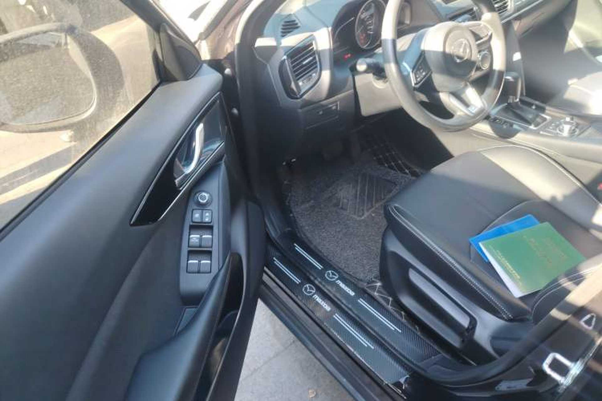 Used Mazda CX-4 2020 2.0L Automatic Two-Wheel Drive Blue Sky Dynamic Edition Driver Seat