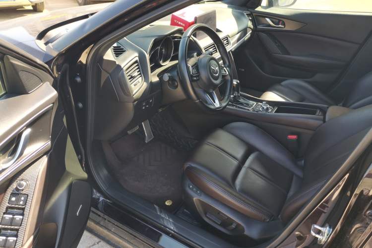 Used Mazda CX-4 2020 2.5L Automatic 4x4 Sky Blue Passion Edition Driver Seat