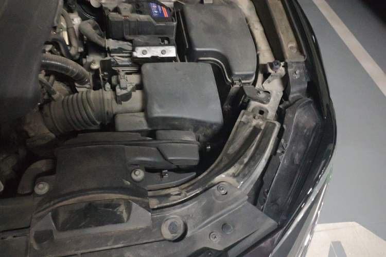 Used Mazda CX-4 2020 2.0L Automatic Two-Wheel Drive Blue Sky Dynamic Edition Engine Bay Left