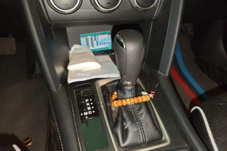 Used Mazda CX-4 2020 2.0L Automatic Two-Wheel Drive Blue Sky Dynamic Edition Gear Lever
