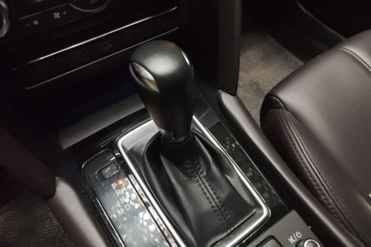 Used Mazda CX-4 2020 2.5L Automatic 2WD Sky-Drive Fun Edition Gear Lever