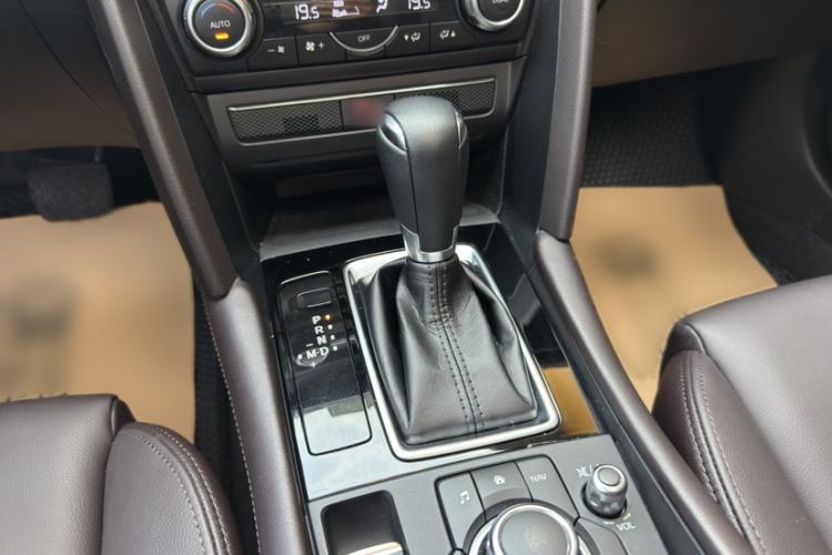 Used Mazda CX-4 2020 2.5L Automatic 2WD Sky-Drive Fun Edition Gear Lever