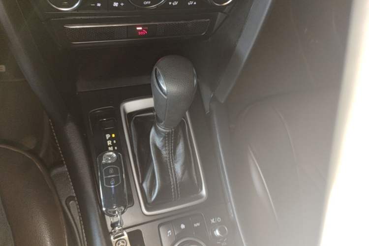 Used Mazda CX-4 2020 2.0L Automatic Two-Wheel Drive Blue Sky Exploration Edition Gear Lever