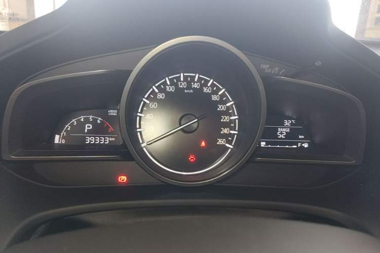 Used Mazda CX-4 2020 2.0L Automatic Two-Wheel Drive Blue Sky Luxury Edition Instrument Cluster