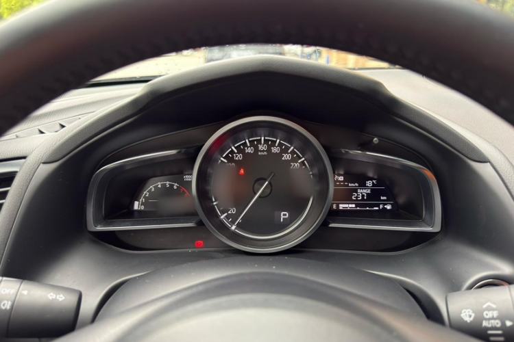 Used Mazda CX-4 2020 2.0L Automatic Two-Wheel Drive Blue Sky Leading Edition Instrument Cluster