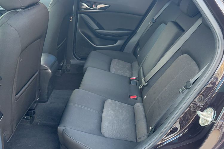 Used Mazda CX-4 2020 2.0L Automatic Two-Wheel Drive Blue Sky Dynamic Edition Interior 2