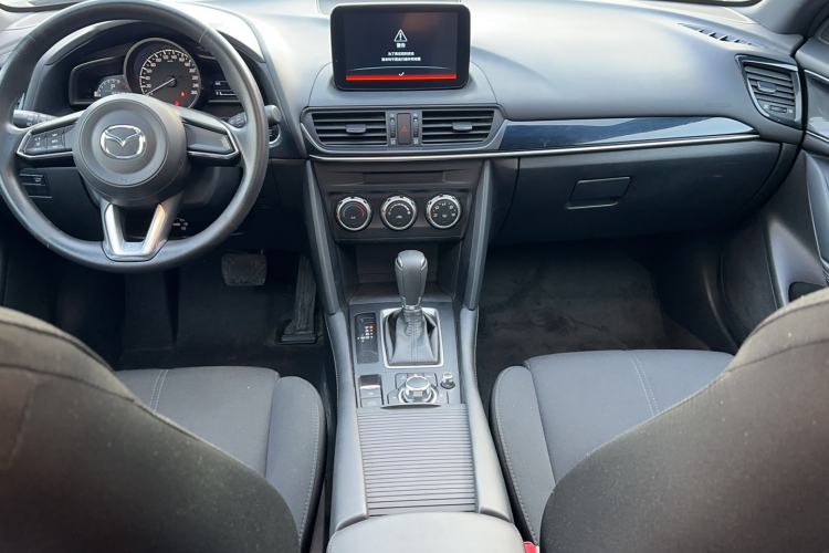 Used Mazda CX-4 2020 2.0L Automatic Two-Wheel Drive Blue Sky Dynamic Edition Interior 3