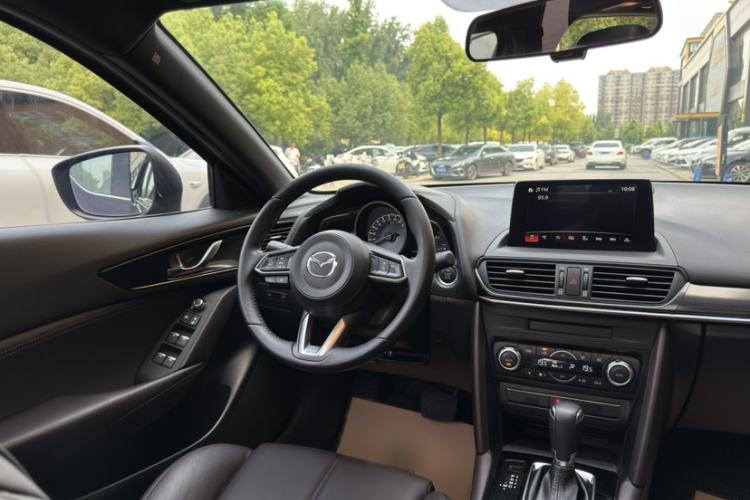 Used Mazda CX-4 2020 2.5L Automatic 2WD Sky-Drive Fun Edition Interior 7