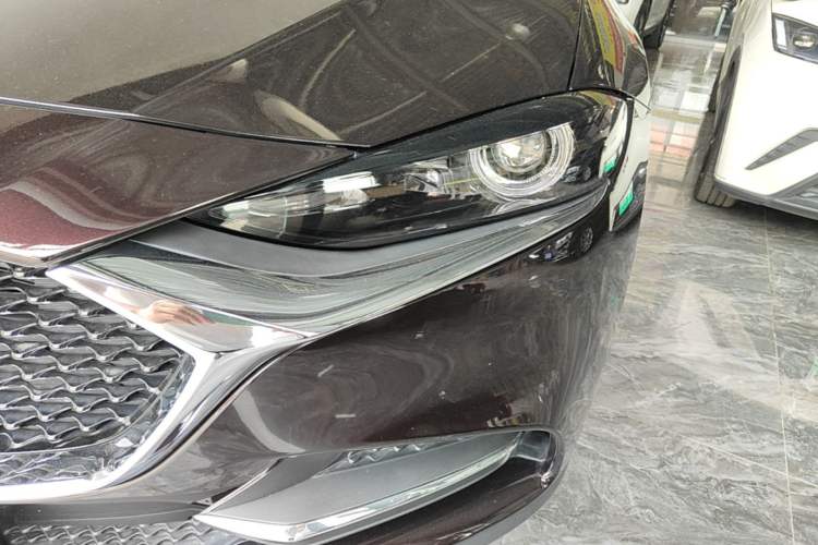 Used Mazda CX-4 2020 2.0L Automatic Two-Wheel Drive Blue Sky Luxury Edition Left Front Headlight