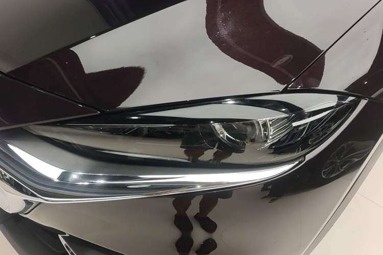 Used Mazda CX-4 2020 2.0L Automatic Two-Wheel Drive Blue Sky Dynamic Edition Left Front Headlight