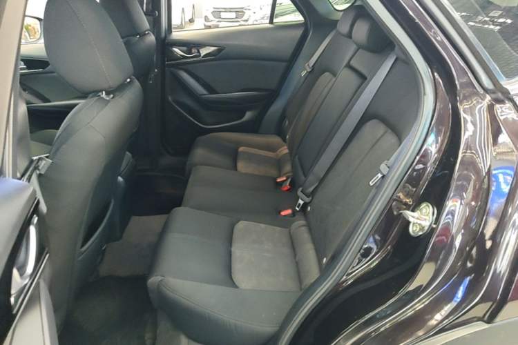 Used Mazda CX-4 2020 2.0L Automatic Two-Wheel Drive Blue Sky Dynamic Edition Left Rear Seat