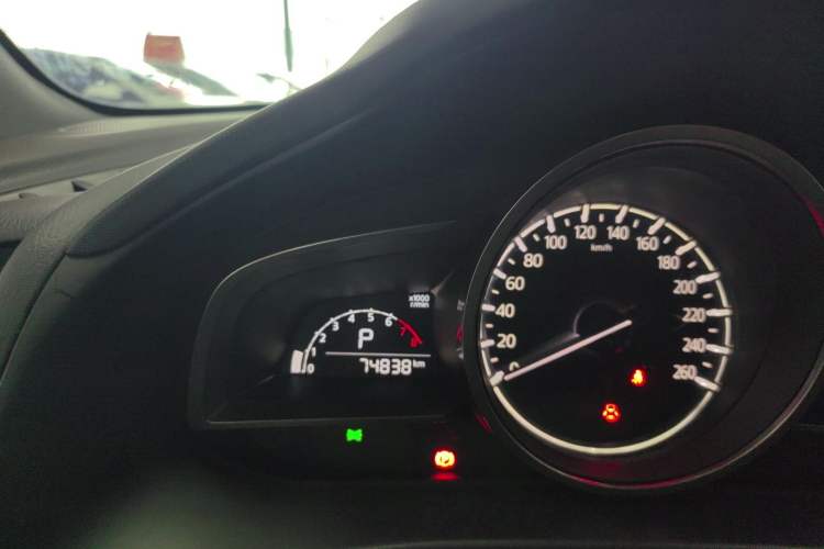 Used Mazda CX-4 2020 2.0L Automatic Two-Wheel Drive Blue Sky Dynamic Edition Odometer Close Up