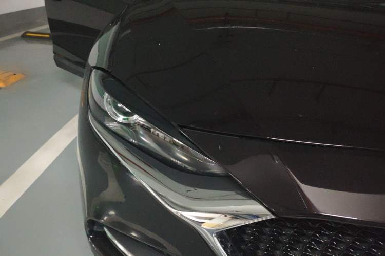 Used Mazda CX-4 2020 2.0L Automatic Two-Wheel Drive Blue Sky Dynamic Edition Right Front Headlight