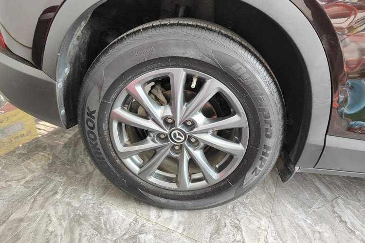 Used Mazda CX-4 2020 2.0L Automatic Two-Wheel Drive Blue Sky Luxury Edition Right Rear Wheel Hub